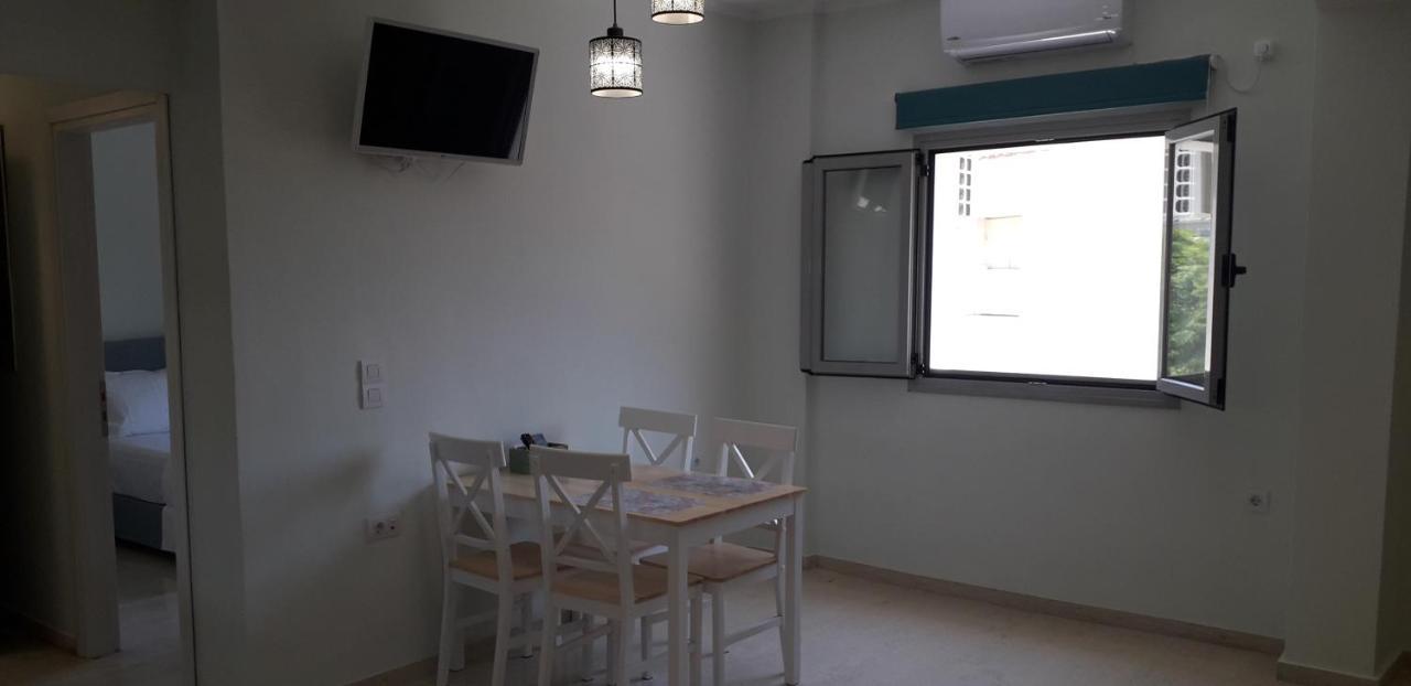 Alexandra's - Port Of Apartment *