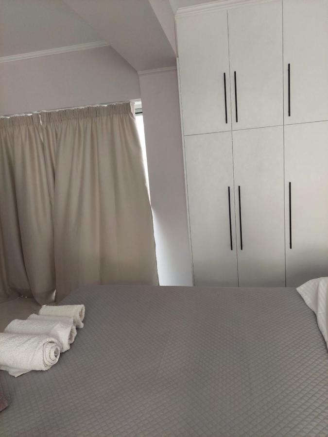 Alexandra's - Port Of Apartment *